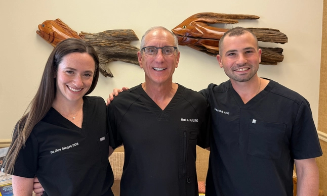 Dr. Kuhl with Dr. Mendell and Dr. Singer